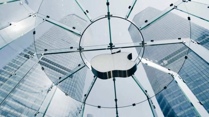 Apple leans on synthetic data to upgrade AI privately Apple leans on synthetic data to upgrade AI privately