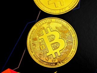 Bitcoin Long-Term Holders Selling, But Price Holds - New Buyers Stepping In?